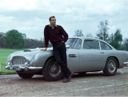 ဂျိမ်းစ်ဘွန်းမင်းသားကြီးရှောင်ကွန်နရီ အတွယ်တာဆုံး Aston Martin DB5 လေလံတင်တော့မည်